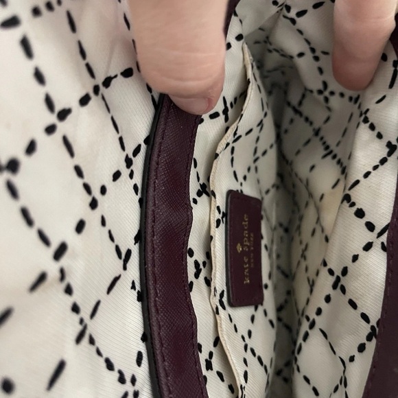 Elegant Burgundy Kate Spade Crossbody Bag - Picture 4 of 6